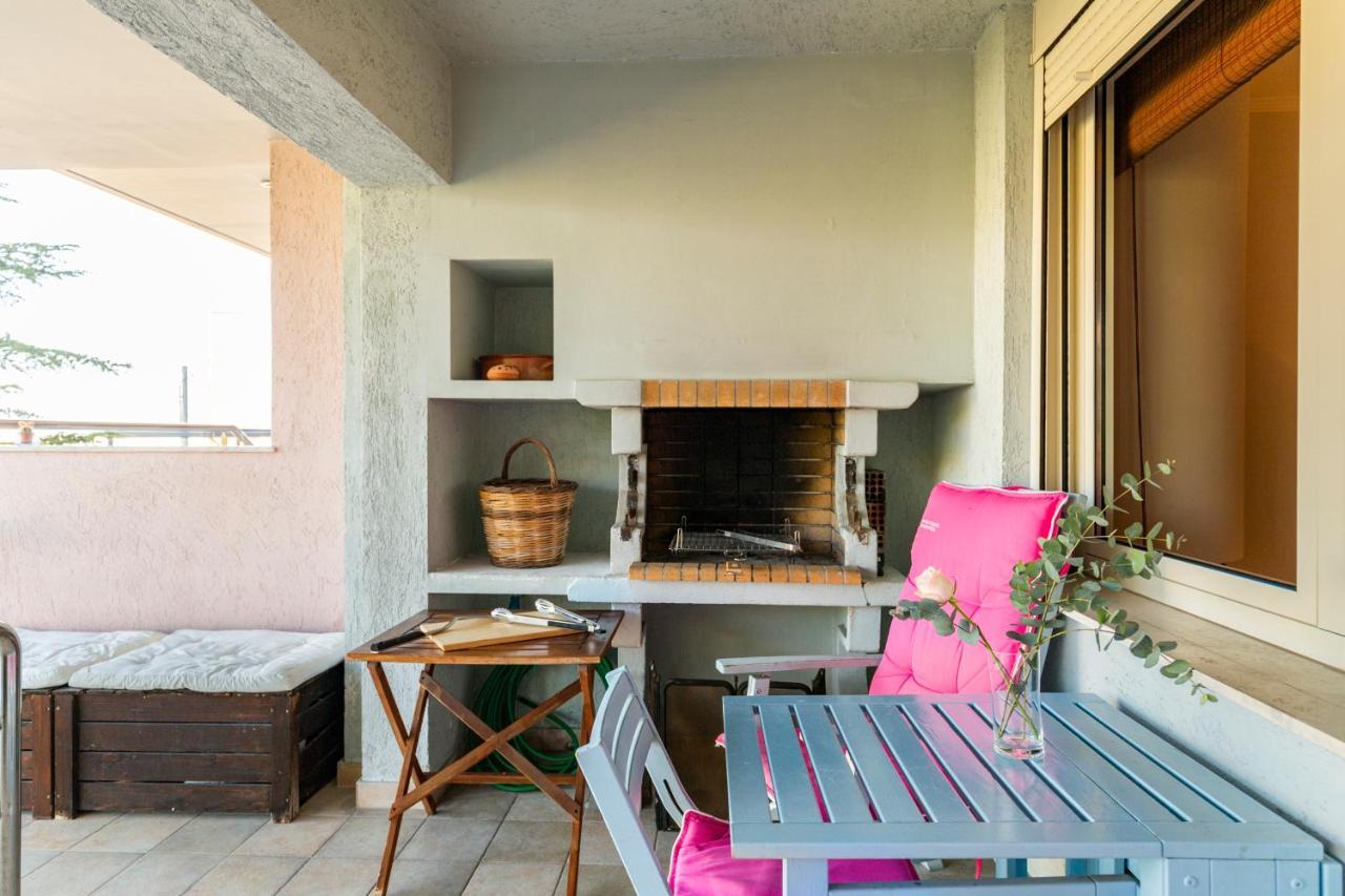 Something Different In Chalkida Apartment Kanithos Exterior photo